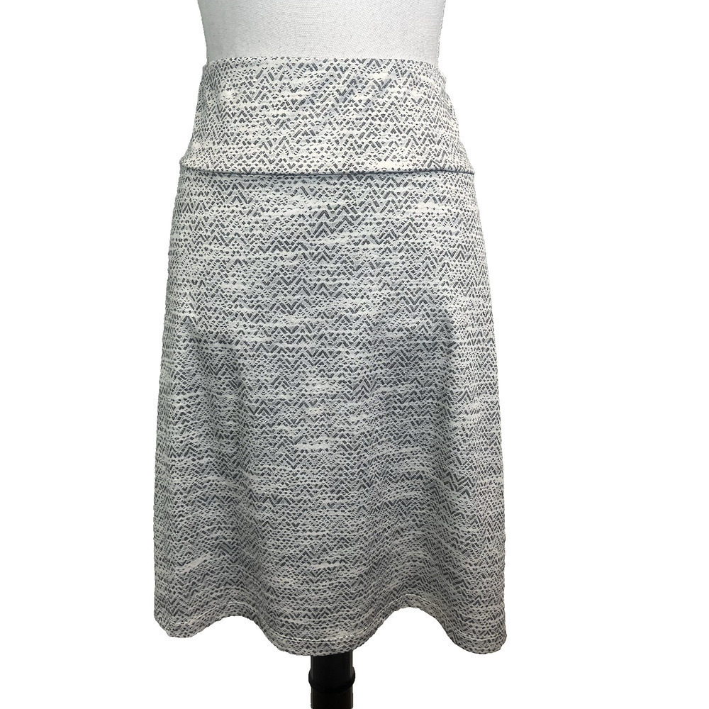 MPG Performance Gear Skirt sz Extra Large Black White Go Anywhere Travel Pockets